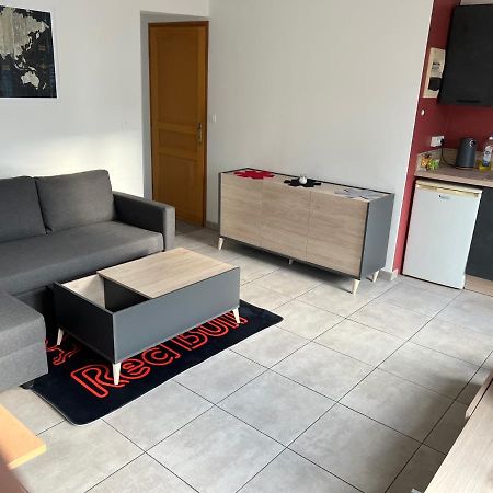 1 Appartement Neuf Centre Flers Acces Facile Proche Gare Et Commodites Luaran gambar